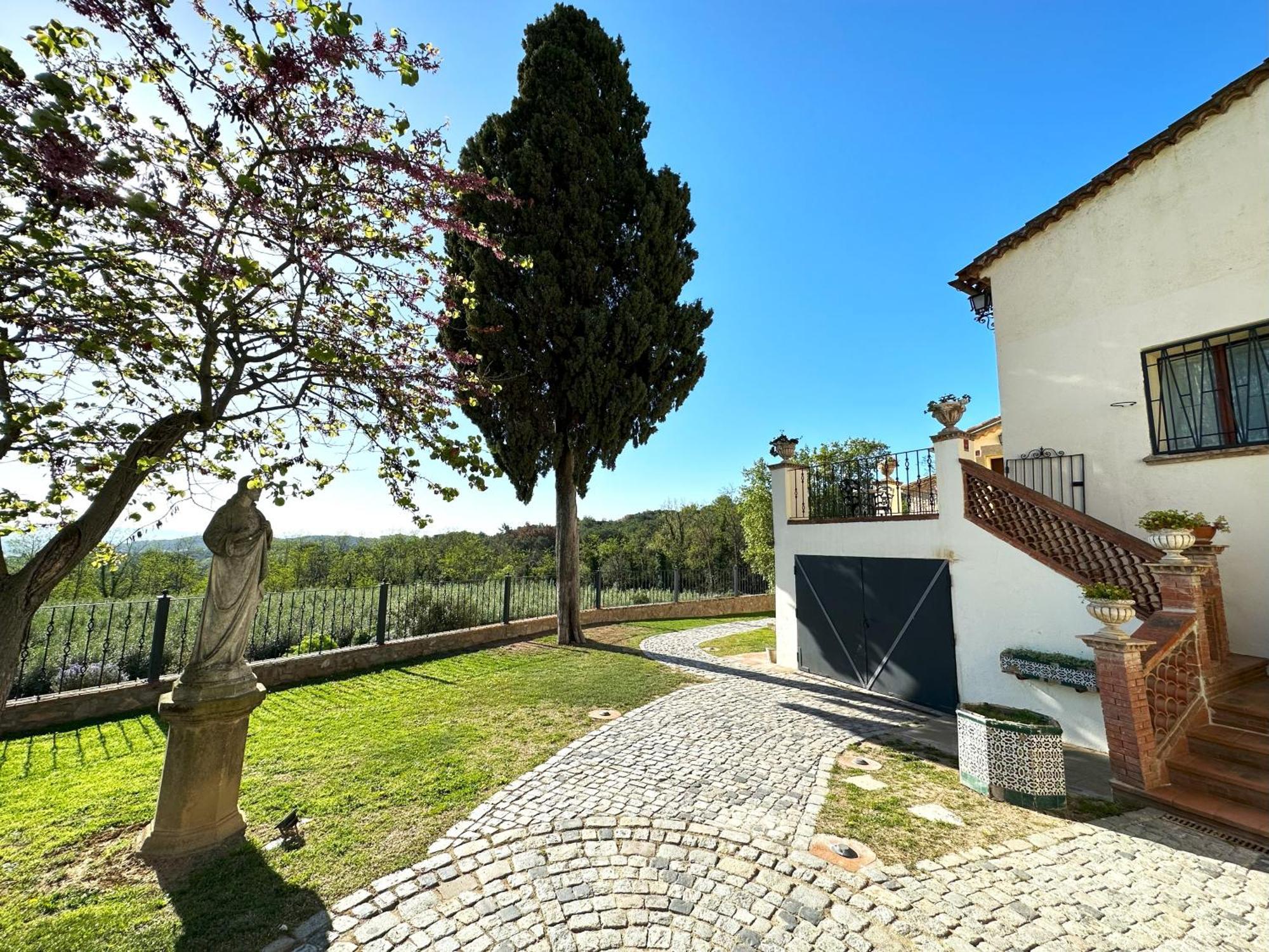 Masia Can Viver - Olive Oil Tourism B&B Bigues I Riells ภายนอก รูปภาพ