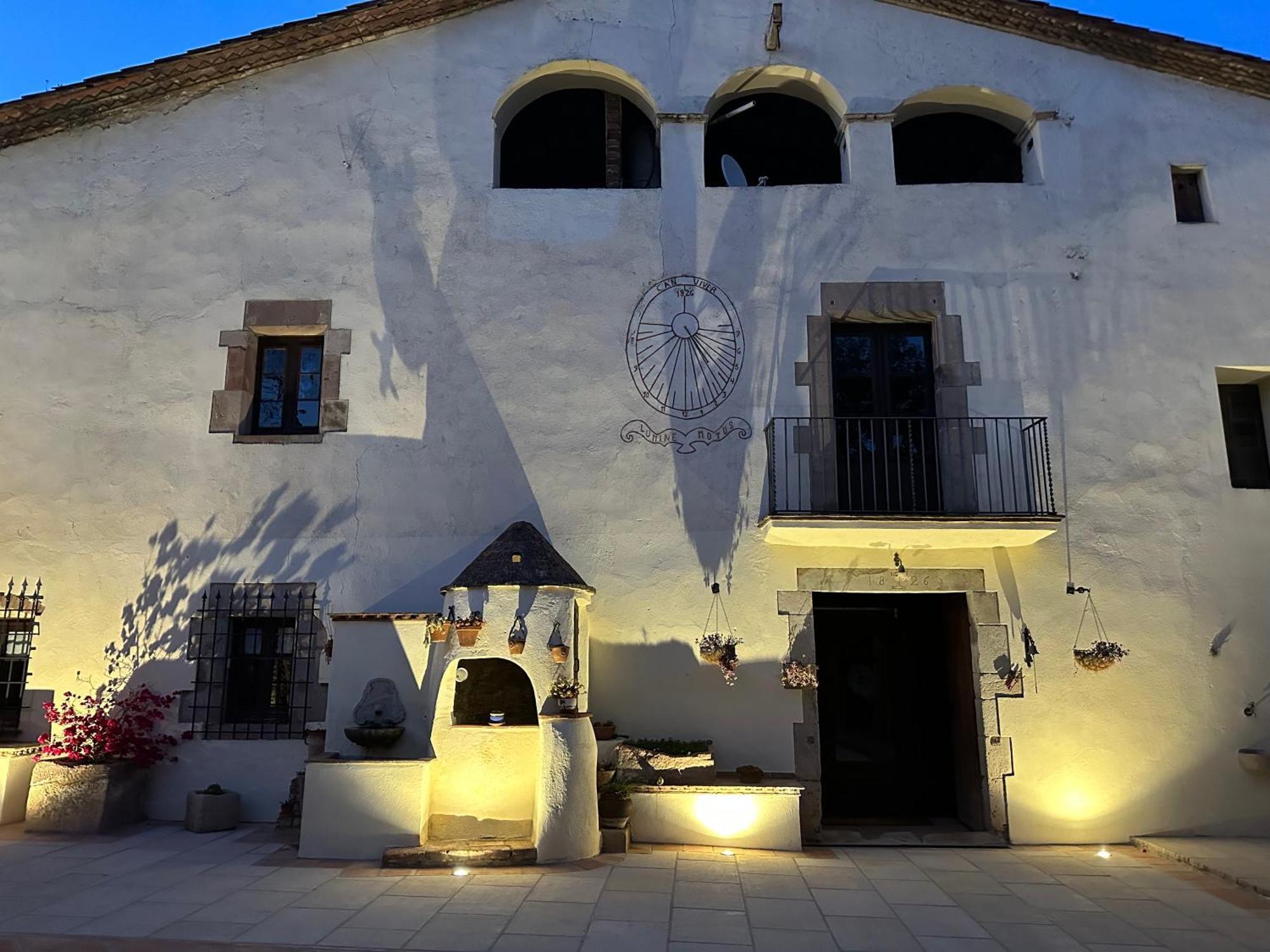 Masia Can Viver - Olive Oil Tourism B&B Bigues I Riells ภายนอก รูปภาพ